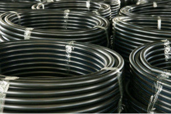 لوله تیتانیوم آلیاژی بدون درز ASTM B338 Gr12 1.5 2.5 تیتانیوم